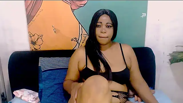 Snapshot of Ebonycherryx chatting on April 2026 07:33:01 AM Ebonycherryx online show from April 2026 07:33:01 AM
