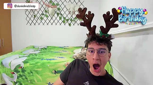 Jackson Careyy online show from December 2024 10:35:02 PM