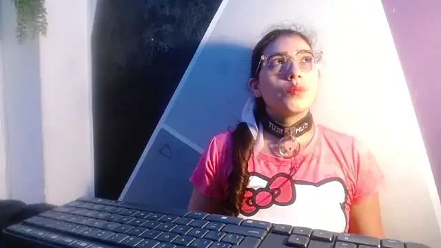 DaMikaela  online show from February 2026 01:55:01 PM