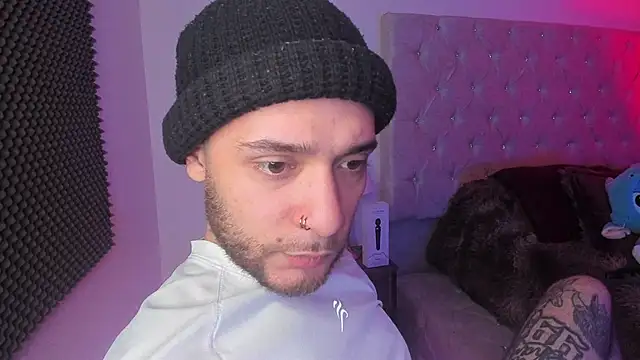 Snapshot of AbbyAndChris2 chatting on January 2026 10:19:02 PM AbbyAndChris2 online show from January 2026 10:19:02 PM