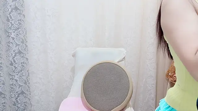 Rellababyy online show from October 2025 01:40:01 AM