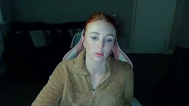 Red firesquirt online show from January 2025 10:52:01 PM