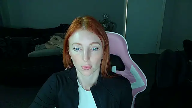 Red firesquirt online show from March 2025 04:24:01 PM