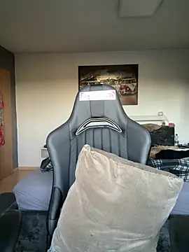 BunnyDiamond1 online show from November 2025 03:12:02 PM