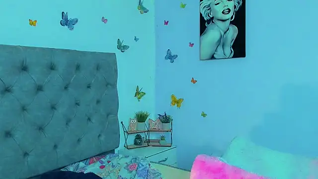 mabellfox online show from December 2024 02:09:02 AM