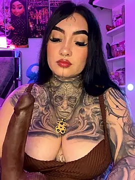 CloeeBeckam online show from January 2026 07:46:01 AM