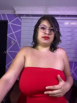 MiiaaJoness online show from May 2026 05:18:01 PM