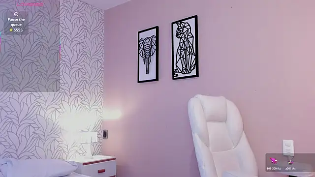 ayy falcon online show from November 2025 07:35:01 PM