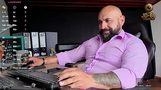 JD-69 online show from October 2025 05:48:02 PM