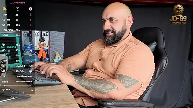 JD-69 online show from November 2025 07:03:03 PM