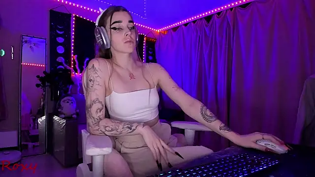 wet dream  online show from December 2025 09:46:02 PM