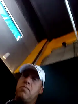 will1980 online show from February 2026 04:03:02 PM