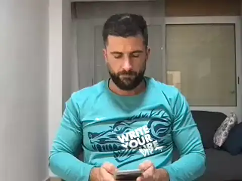 Snapshot of alex877x chatting on December 2024 02:28:01 PM alex877x online show from December 2024 02:28:01 PM