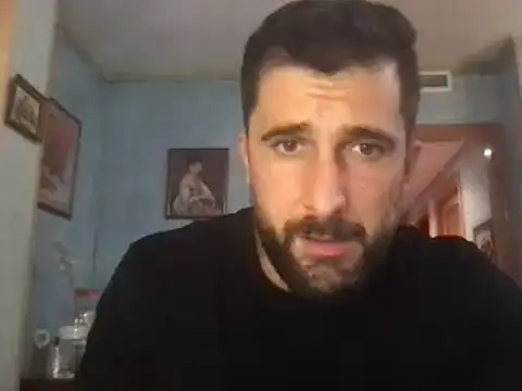 Snapshot of alex877x chatting on January 2025 02:14:01 PM alex877x online show from January 2025 02:14:01 PM