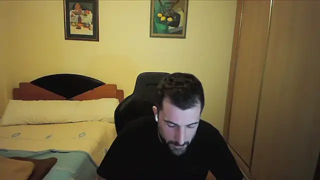 Snapshot of alex877x chatting on March 2025 01:45:01 PM alex877x online show from March 2025 01:45:01 PM