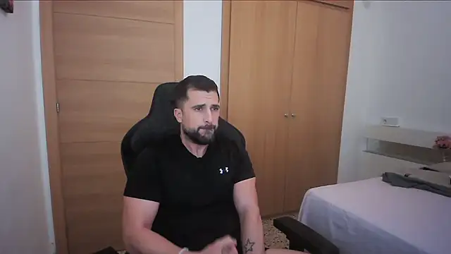 Snapshot of alex877x chatting on October 2025 08:59:01 AM alex877x online show from October 2025 08:59:01 AM