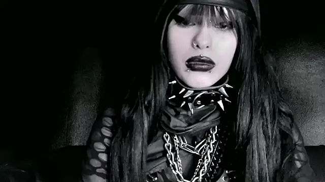 XXIOUX online show from March 2026 02:22:02 PM