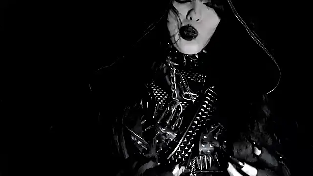XXIOUX online show from July 2026 03:24:02 AM