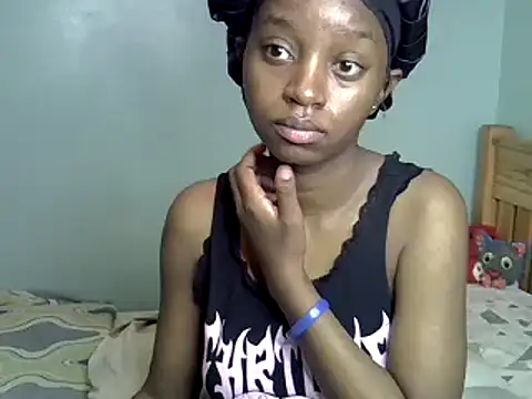 Enkarxx online show from February 2025 12:00:02 PM