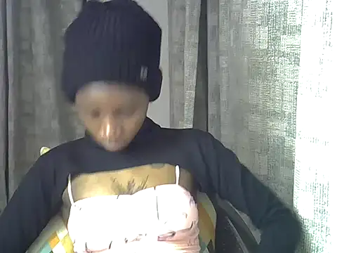 Enkarxx online show from October 2025 06:38:02 PM