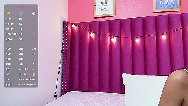 littlee emilyy  online show from February 2025 06:07:02 AM