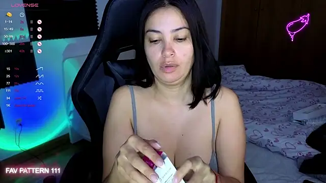 AnnaQueen online show from May 2026 02:17:02 AM