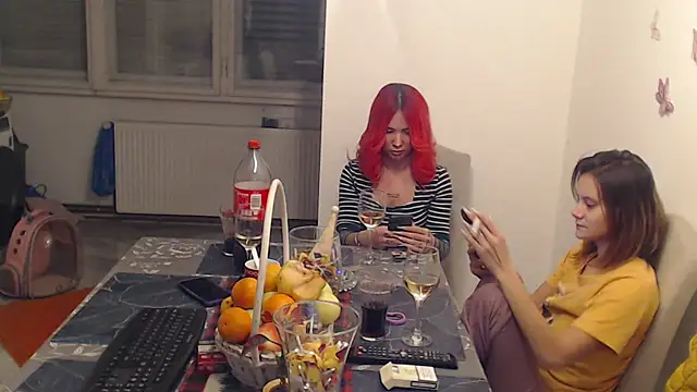 Snapshot of Tasty_Shape chatting on December 2024 08:39:02 PM Tasty Shape online show from December 2024 08:39:02 PM