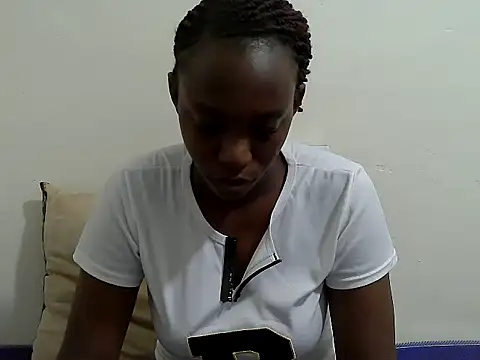 Snapshot of lizbela1 chatting on May 2026 03:42:01 PM lizbela1 online show from May 2026 03:42:01 PM