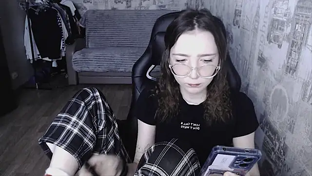 AmeliaKamishiro online show from January 2025 11:37:01 AM