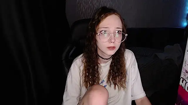 AmeliaKamishiro online show from October 2025 02:46:02 PM