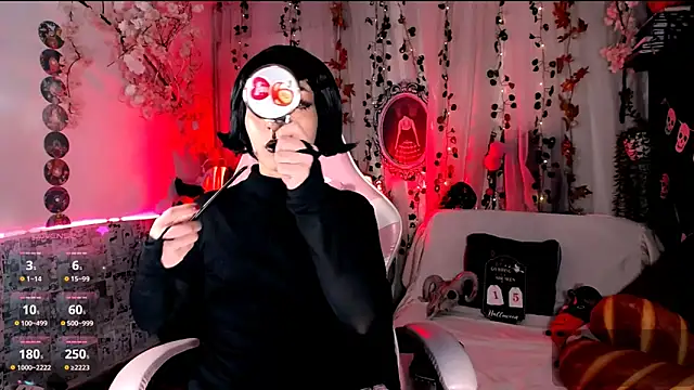 kitty roxy online show from October 2025 06:25:01 AM