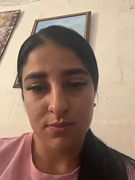 Snapshot of _Linoshka_1 chatting on July 2026 04:33:01 PM Linoshka 1 online show from July 2026 04:33:01 PM