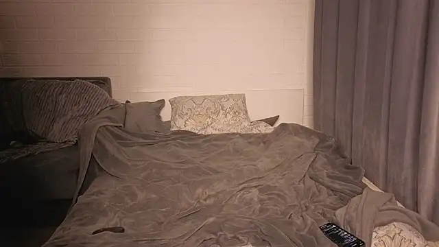 Ashley-Urban online show from January 2026 04:28:01 AM