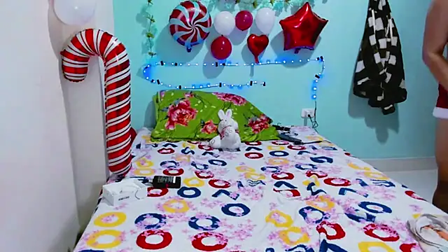 SofiaOlivares online show from December 2024 11:05:01 PM