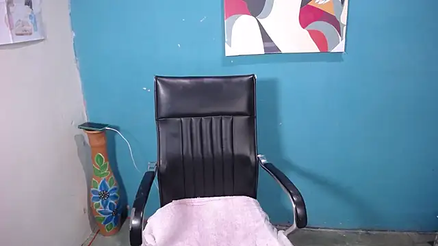 Snapshot of Sunny_rayz_ chatting on October 2025 12:14:02 PM Sunny rayz online show from October 2025 12:14:02 PM