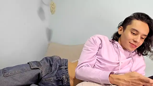 imcoltonalvin online show from January 2025 02:39:01 AM