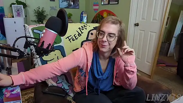 Linzy 19 online show from March 2025 03:02:01 PM