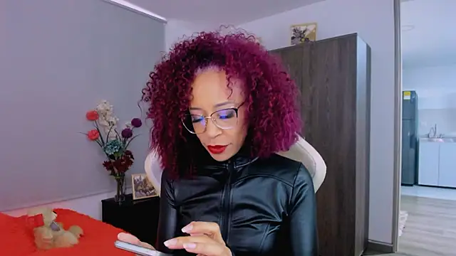 ScarlettMalbec online show from February 2026 09:52:01 PM