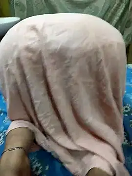 COUPLLE VILLAGE online show from March 2025 10:48:01 AM