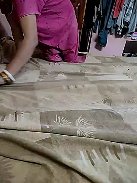 COUPLLE VILLAGE online show from October 2025 02:14:02 AM