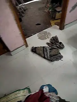 COUPLLE VILLAGE online show from April 2026 01:48:01 AM