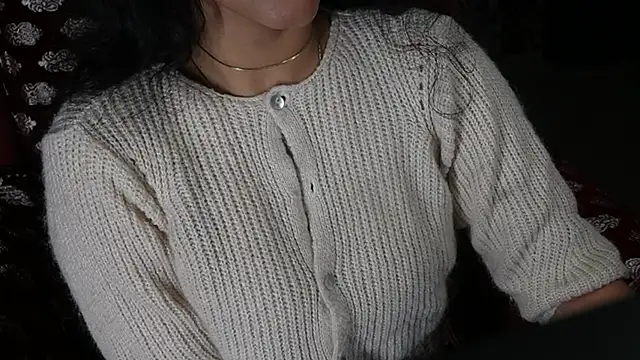 -AyeshaSinghania- online show from February 2025 10:40:02 AM