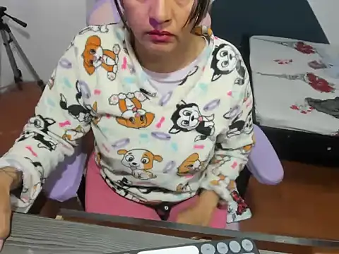 Snapshot of daleska_ayala_1 chatting on October 2025 01:40:01 AM daleska ayala 1 online show from October 2025 01:40:01 AM