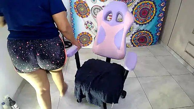 Snapshot of daleska_ayala_1 chatting on January 2026 08:43:02 PM daleska ayala 1 online show from January 2026 08:43:02 PM