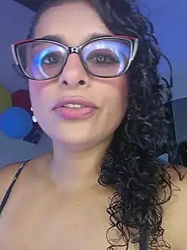 Snapshot of Alizon_1 chatting on June 2026 06:22:02 PM Alizon 1 online show from June 2026 06:22:02 PM
