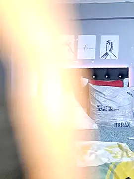 Toya P online show from February 2025 06:20:02 PM