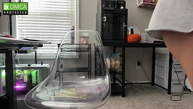 Cosmic Rose online show from November 2025 02:50:01 PM