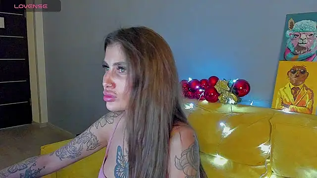 Patricia Cox online show from December 2024 09:45:02 PM