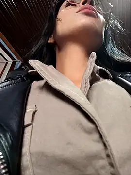 Snapshot of Astrid-- chatting on March 2026 03:07:02 PM Astrid-- online show from March 2026 03:07:02 PM