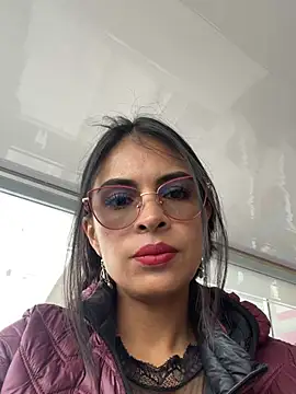 Snapshot of Astrid-- chatting on April 2026 03:07:01 PM Astrid-- online show from April 2026 03:07:01 PM